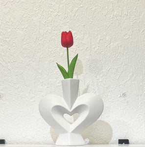 White Heart-Shaped Cutout Decorative Vase